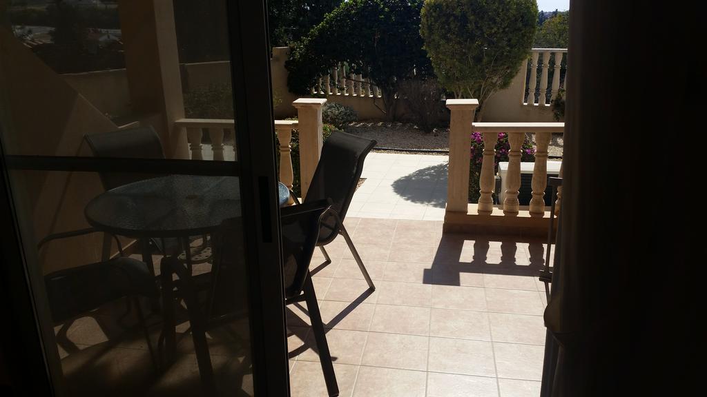 Panorama Court Apartment Paphos Bagian luar foto