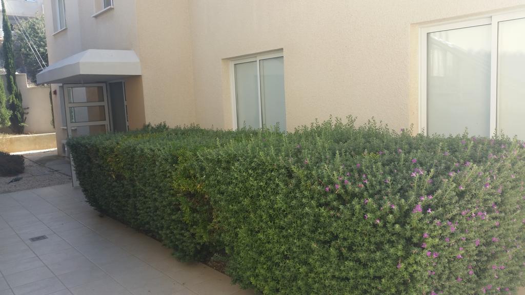 Panorama Court Apartment Paphos Bagian luar foto