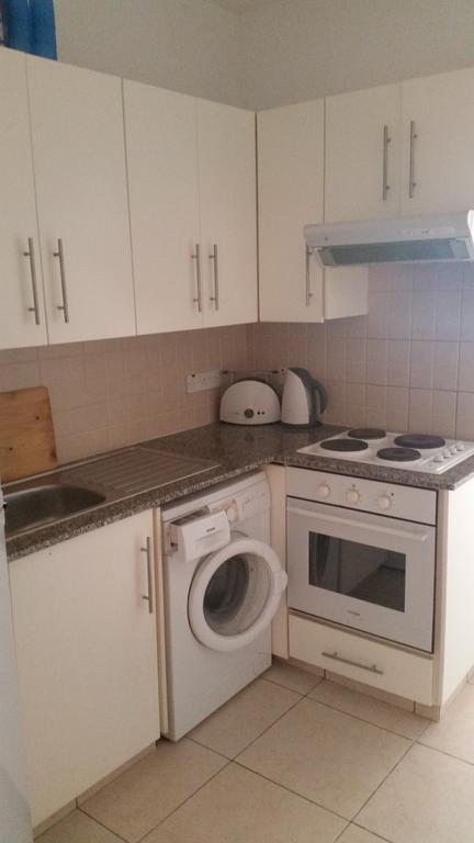 Panorama Court Apartment Paphos Bagian luar foto